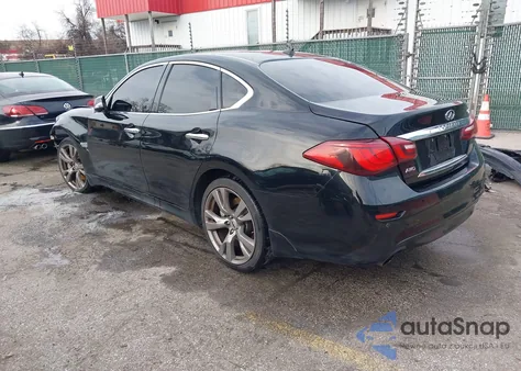 2015 Infiniti Q70 3.7X из США, поврежденный, VIN JN1BY1AR8FM562785